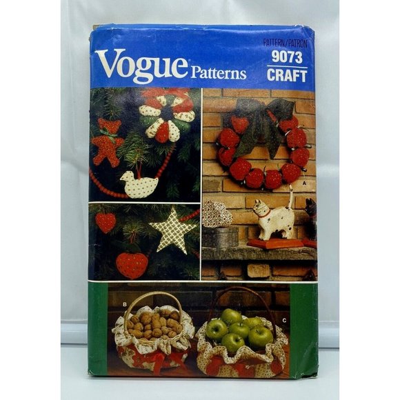 Vogue Christmas Pattern 9073 Wreath Tree Skirt Ornament Basket Cover Craft Uncut - Picture 1 of 5